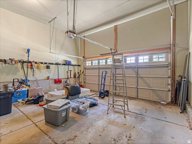 4012 W HEIDELBERG LN, West Jordan, UT 84084