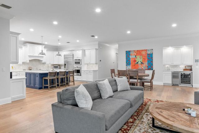 12211 Sunnydale Drive, Wellington, FL 33414