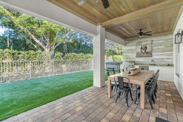 12211 Sunnydale Drive, Wellington, FL 33414