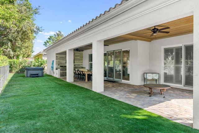 12211 Sunnydale Drive, Wellington, FL 33414