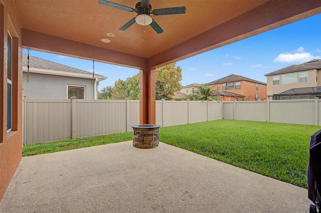 Image 14 of property listing at 4028 EMPOLI COURT, Wesley Chapel, FL 33543