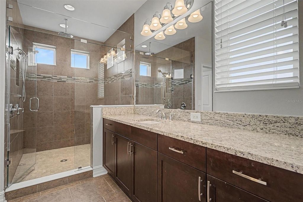 Image 20 of property listing at 4028 EMPOLI COURT, Wesley Chapel, FL 33543