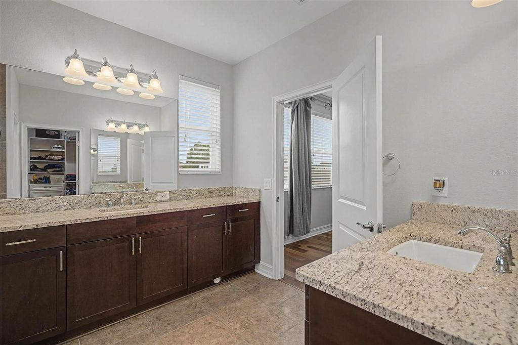 Image 21 of property listing at 4028 EMPOLI COURT, Wesley Chapel, FL 33543