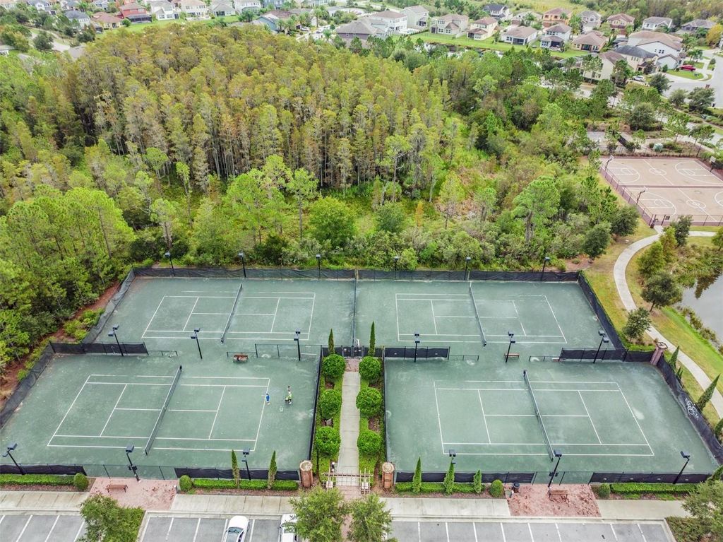 Image 35 of property listing at 4028 EMPOLI COURT, Wesley Chapel, FL 33543