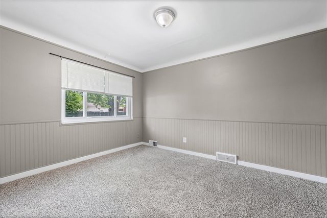 19071 Melvin Street, Roseville, MI 48066