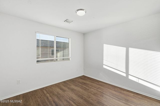 9131 S Whispering Pine Drive, Tucson, AZ 85756