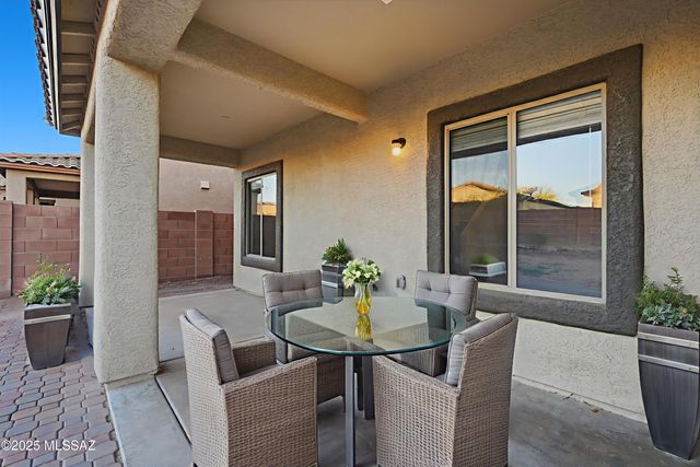 9131 S Whispering Pine Drive, Tucson, AZ 85756