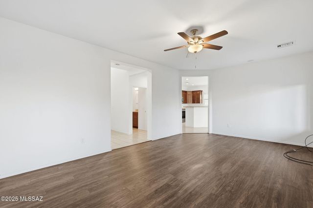 9131 S Whispering Pine Drive, Tucson, AZ 85756