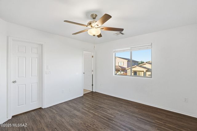 9131 S Whispering Pine Drive, Tucson, AZ 85756