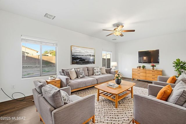 9131 S Whispering Pine Drive, Tucson, AZ 85756