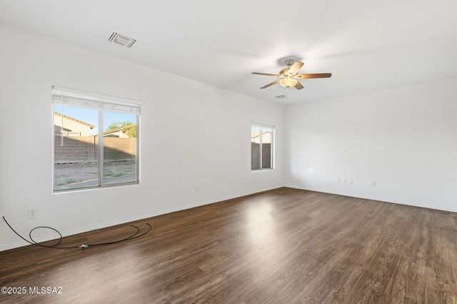 9131 S Whispering Pine Drive, Tucson, AZ 85756