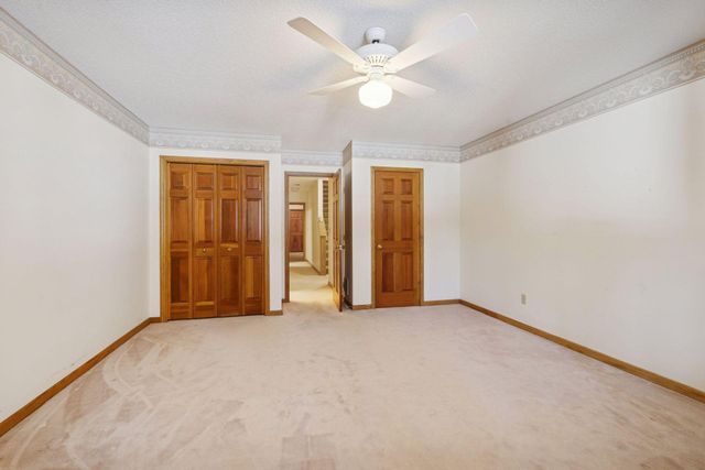 7701 Pondwood Drive, Edina, MN 55439