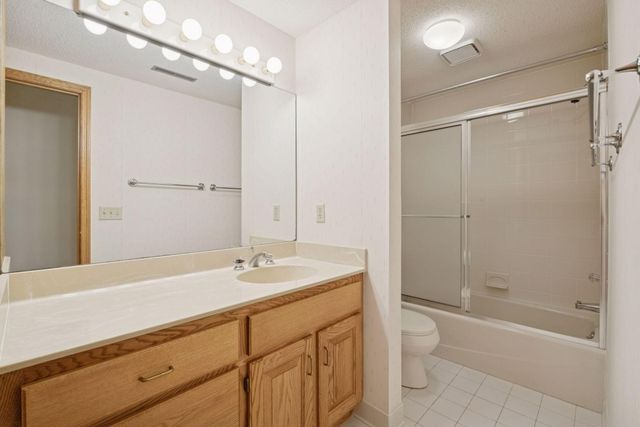 7701 Pondwood Drive, Edina, MN 55439