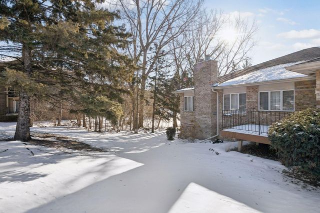 7701 Pondwood Drive, Edina, MN 55439