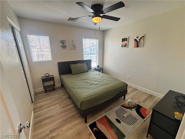 586 Brinkburn Point Avenue, Las Vegas, NV 89178