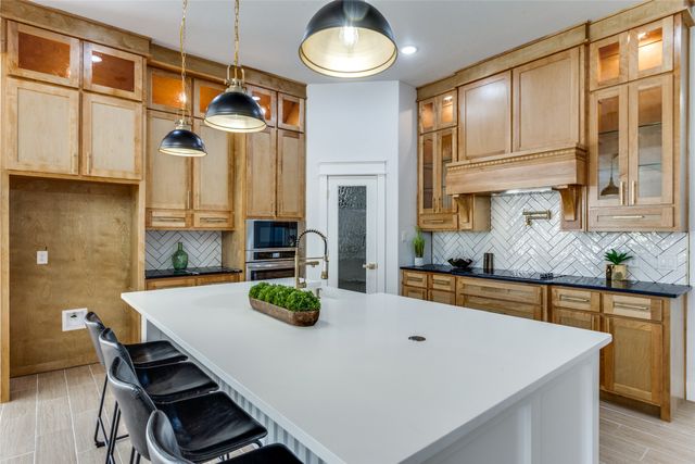 4952 Melodylane Street, Fort Worth, TX 76137