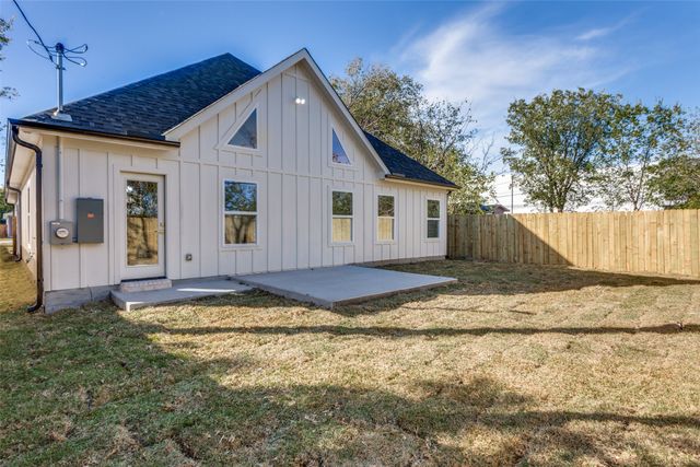 4952 Melodylane Street, Fort Worth, TX 76137