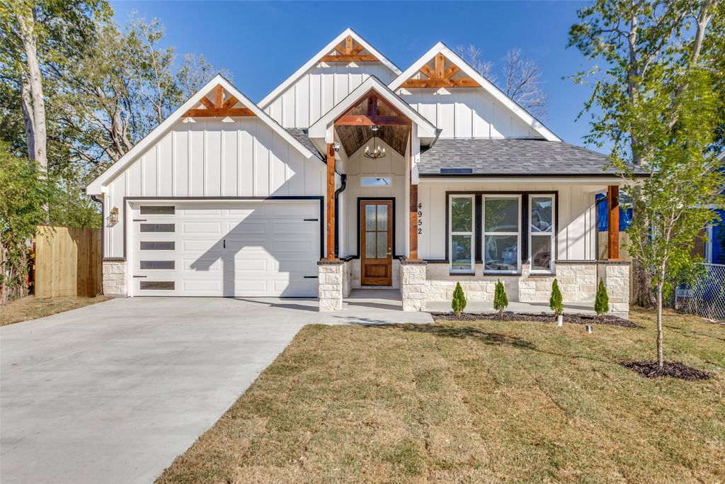 4952 Melodylane Street, Fort Worth, TX 76137