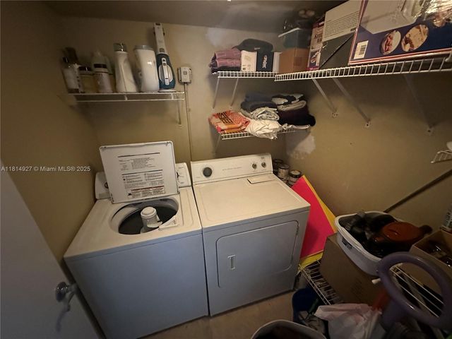 600 NE 36th St PH14, Miami, FL 33137