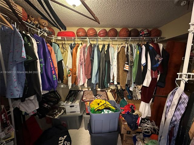 600 NE 36th St PH14, Miami, FL 33137