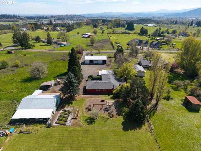 2035 PRIMROSE Loop, Philomath, OR 97370