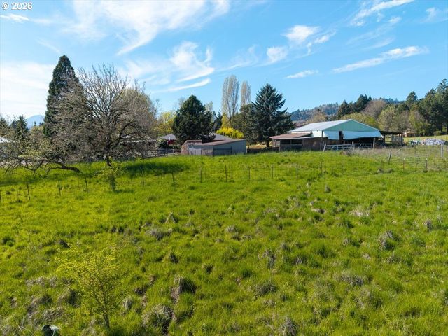 2035 PRIMROSE Loop, Philomath, OR 97370