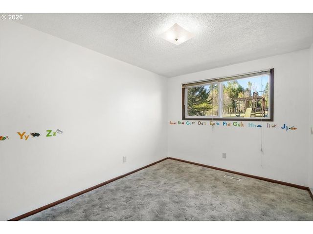 2035 PRIMROSE Loop, Philomath, OR 97370
