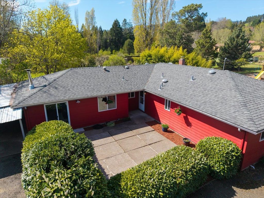 2035 PRIMROSE Loop, Philomath, OR 97370