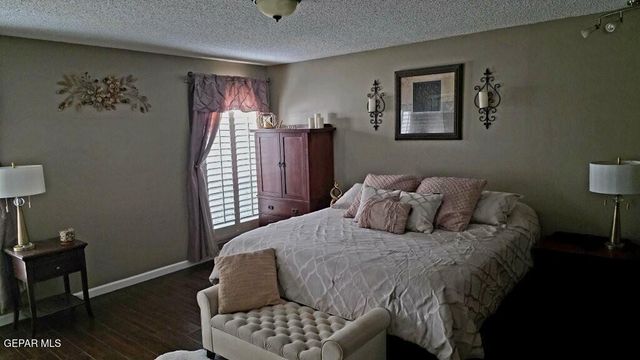 10557 Breezeway Avenue, El Paso, TX 79925