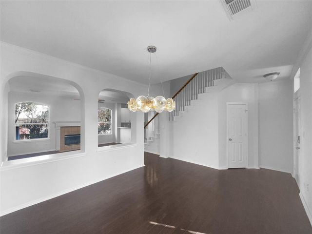 1718 Rosenborough LN S, Round Rock, TX 78665