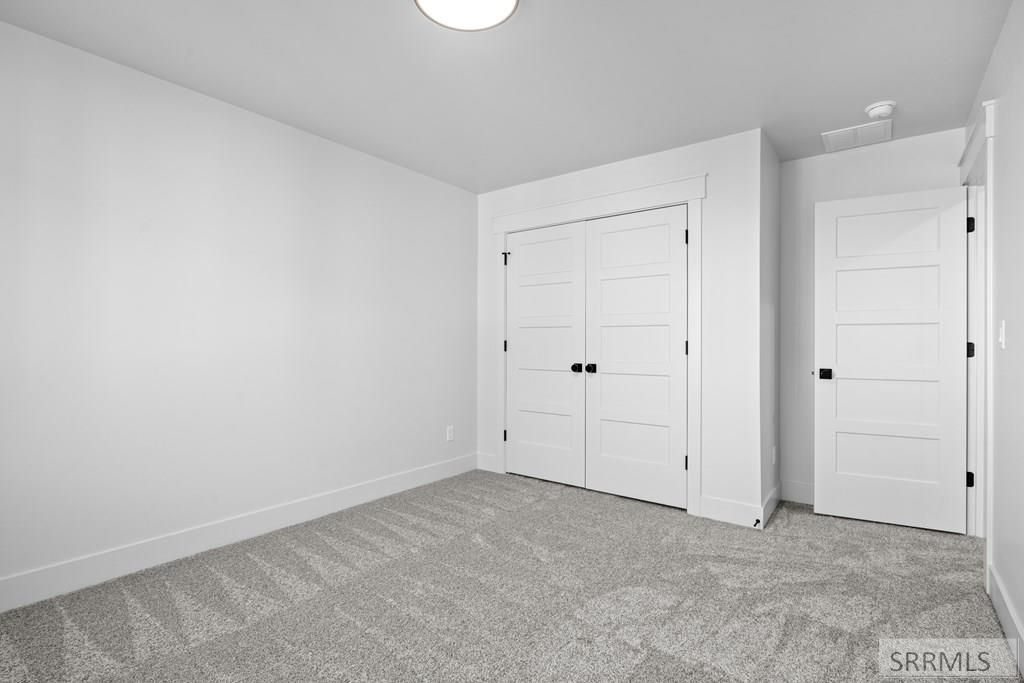 Image 26 of property listing at 757 Curlew Drive, Ammon, ID 83401