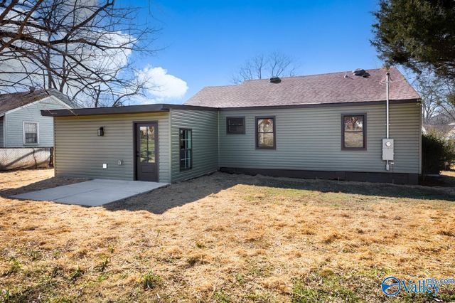 4004 Cypress Avenue SW, Huntsville, AL 35805