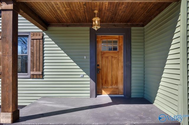 4004 Cypress Avenue SW, Huntsville, AL 35805