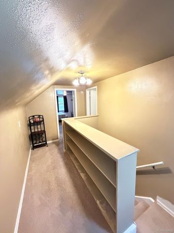 701 Algonquin Avenue, Flint, MI 48507