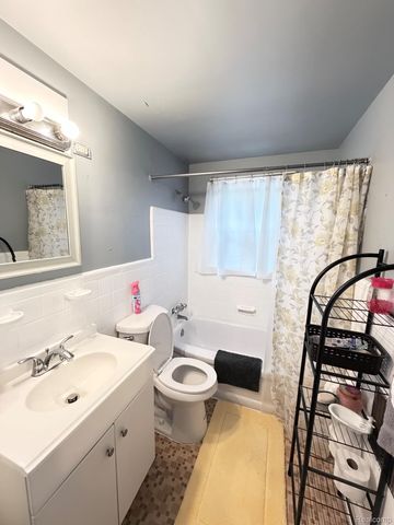 701 Algonquin Avenue, Flint, MI 48507
