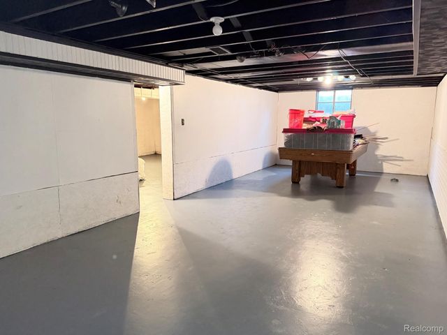 701 Algonquin Avenue, Flint, MI 48507