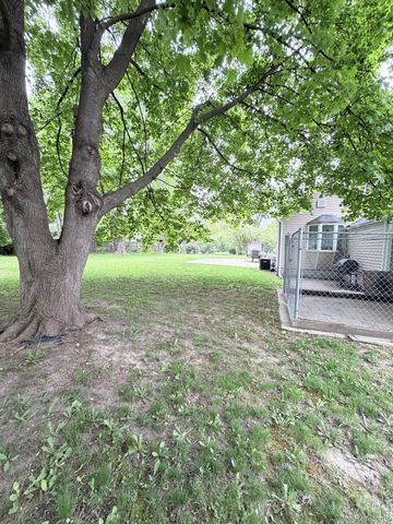 701 Algonquin Avenue, Flint, MI 48507