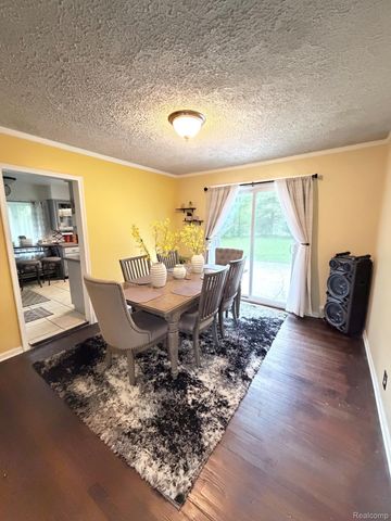 701 Algonquin Avenue, Flint, MI 48507