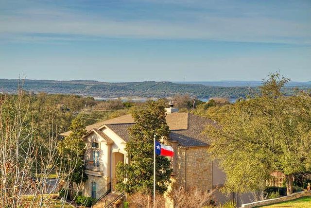 606 Eagle, Lakeway, TX 78734