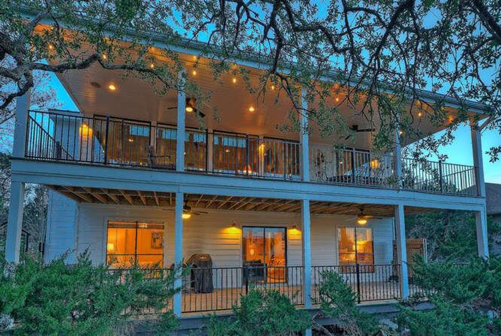 606 Eagle, Lakeway, TX 78734