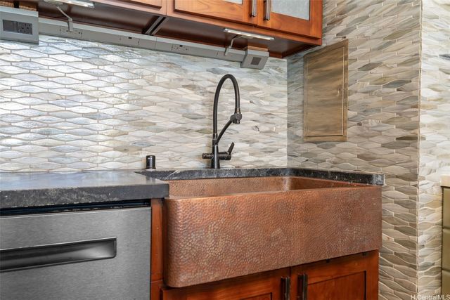 666 Prospect Street I502, Honolulu, HI 96813