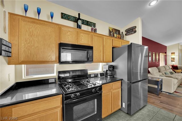 86 Harbor Coast Street, Las Vegas, NV 89148