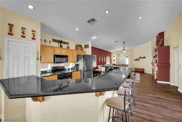 86 Harbor Coast Street, Las Vegas, NV 89148
