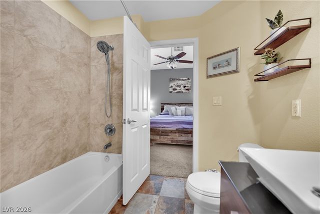 86 Harbor Coast Street, Las Vegas, NV 89148
