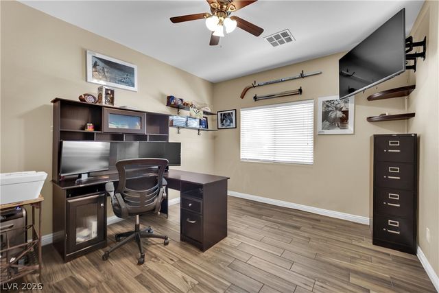 86 Harbor Coast Street, Las Vegas, NV 89148