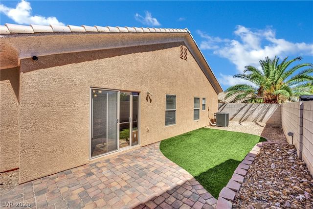 86 Harbor Coast Street, Las Vegas, NV 89148