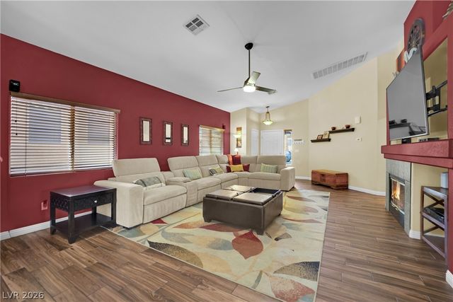 86 Harbor Coast Street, Las Vegas, NV 89148