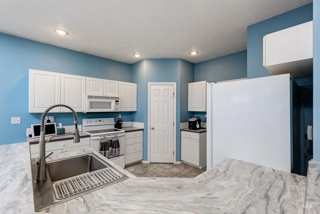 9448 W Granger, Boise, ID 83704