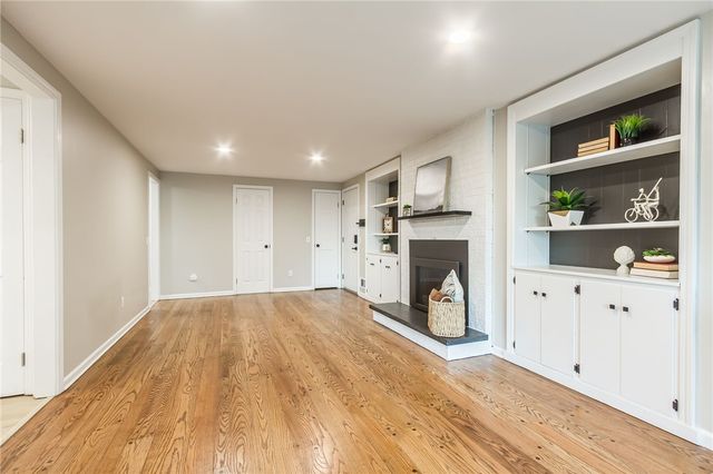 16 Bent Oak, Perinton, NY 14450
