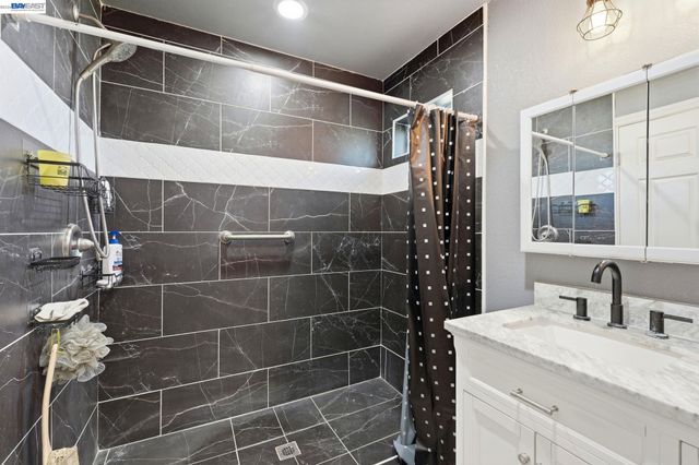 10378 S Priest, French Camp, CA 95231
